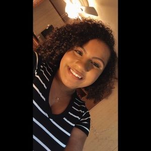 Meet your Posher, Jasmine